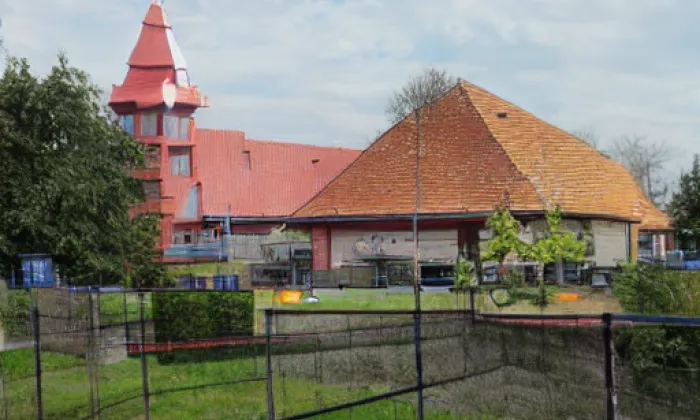 Kostel svatého Jiljí (Lubenec) – podzim