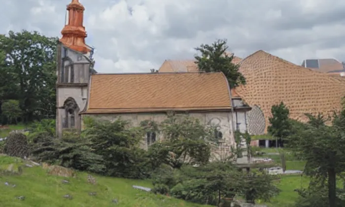 Kostel svatého Jiljí (Lubenec) – léto