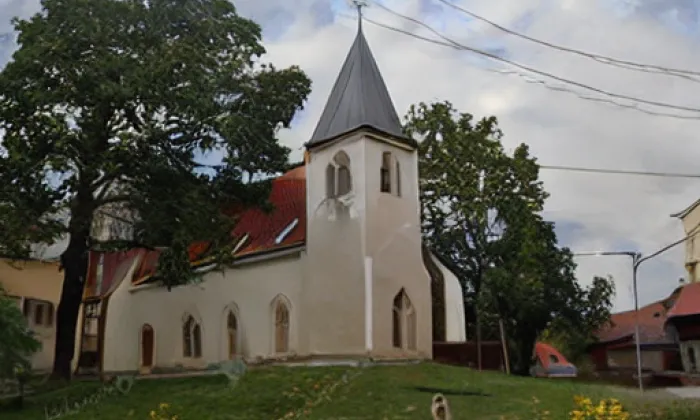 Kostel svatého Jiljí (Studnice) – jaro