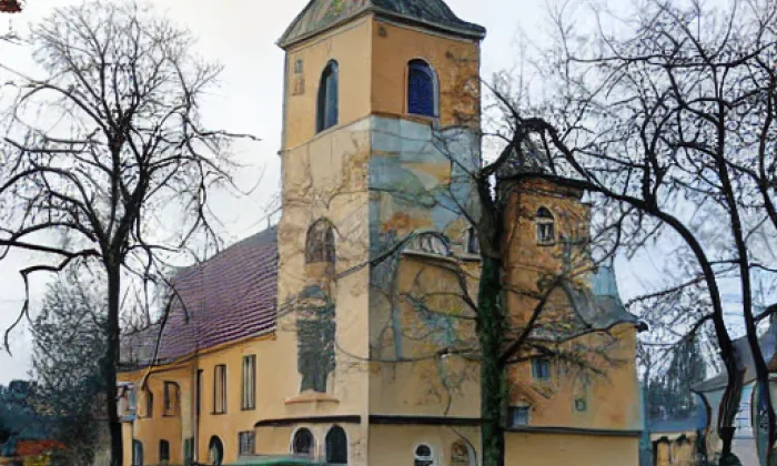 Kostel svatého Josefa (Rybniště) – podzim