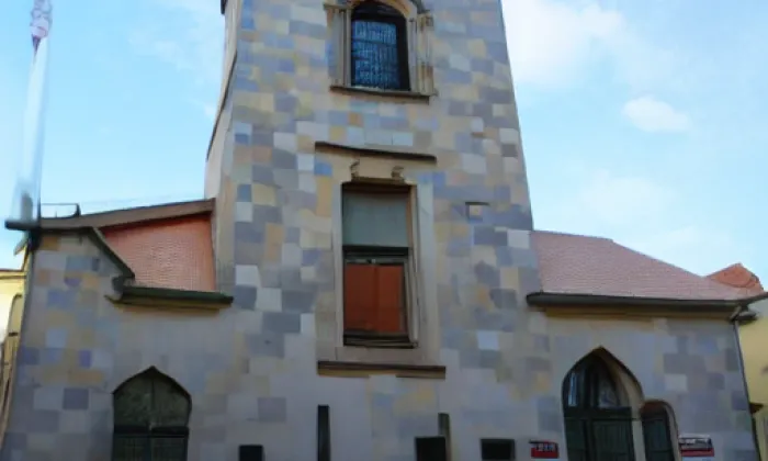 kostel svatého Klementa Maria Hofbauera (Tašovice) – léto