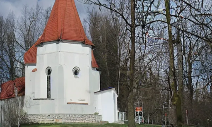 Kostel svatého Martina (Velemyšleves) – spring