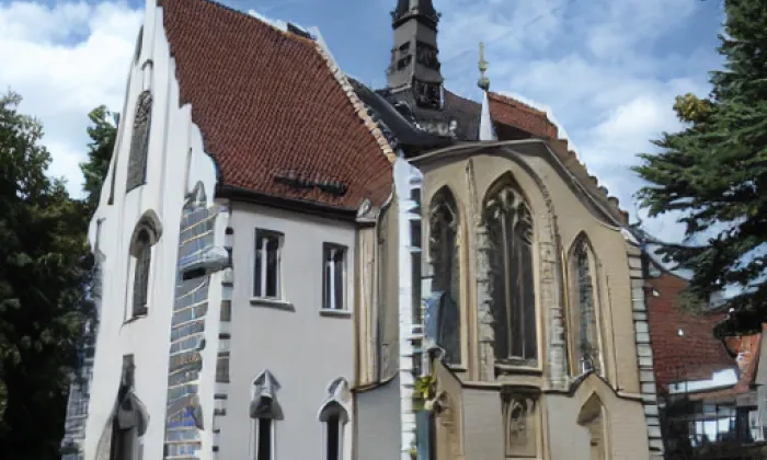 kostel svatého Martina ve Slatiňanech – podzim