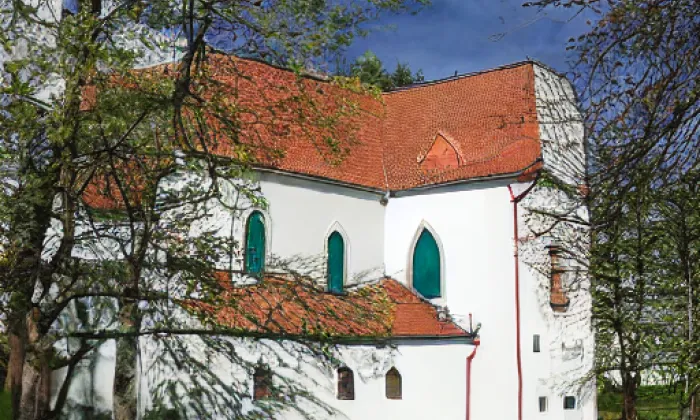 Kostel svatého Matouše (Třebonín) – summer