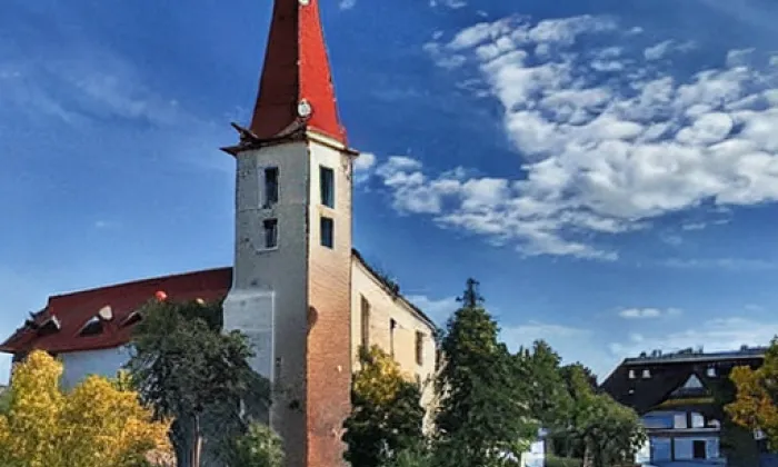 Kostel svatého Michaela archanděla (Všestudy) – spring