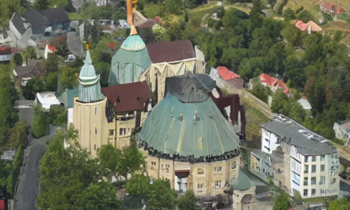 Kostel svatého Michaela archanděla (Michalovice) – spring