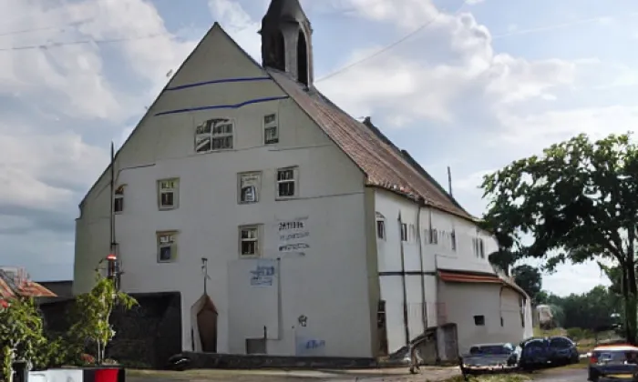 kostel svatého Michaela archanděla (Dolní Předměstí) – autumn