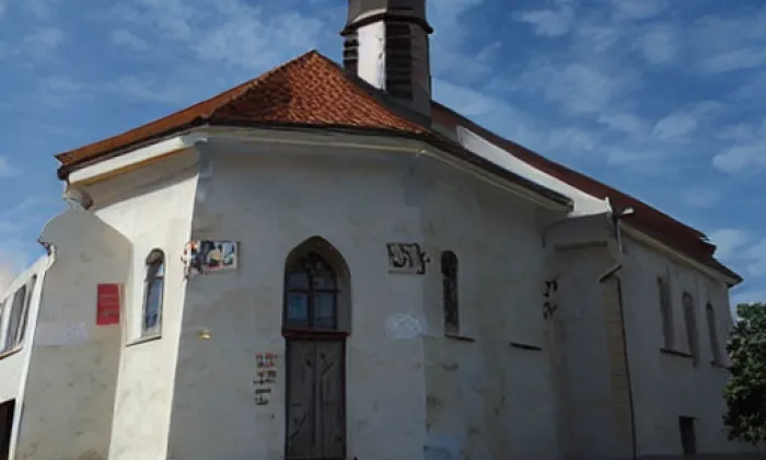 Kostel svatého Mikuláše (Luby) – zima