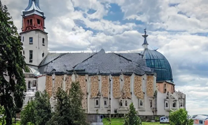 Kostel svatého Mikuláše (Petrovice) – spring