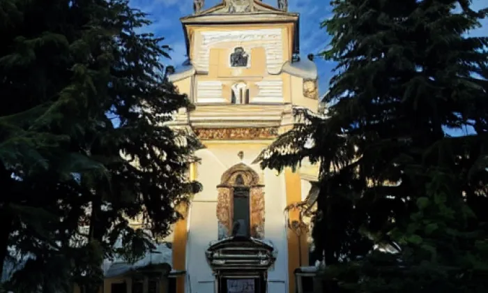 Kostel svatého Mikuláše (Rychaltice) – léto