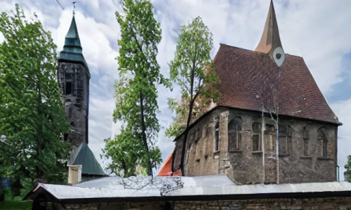 kostel svatého Mikuláše (Veliny) – noc