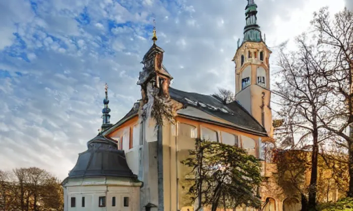 Kostel svatého Mikuláše v Třebušíně – summer
