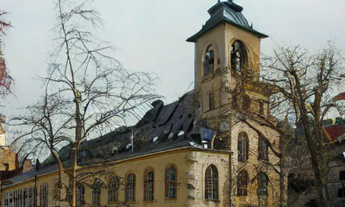 Kostel svatého Petra a Pavla (Želechovice nad Dřevnicí) – summer