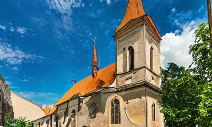 Kostel svatého Petra a Pavla (Jeníkovice) – iluminace