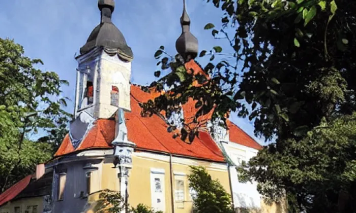 Kostel svatého Petra a Pavla (Nebovidy) – spring
