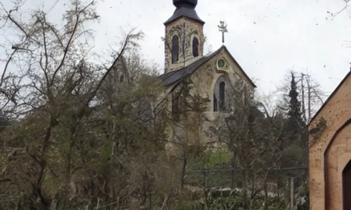 Kostel svatého Petra a Pavla (Soběnice) – noc