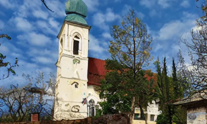Kostel svatého Stanislava (Hynčina) – léto
