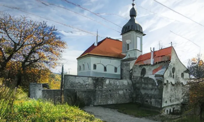 Kostel svatého Stanislava (Sendražice) – summer