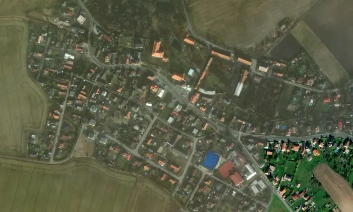 Kostel svatého Václava (Březno) – letecký pohled
