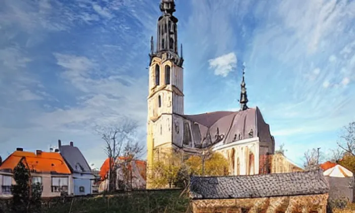 Kostel svatého Václava (Chřenovice) – noc