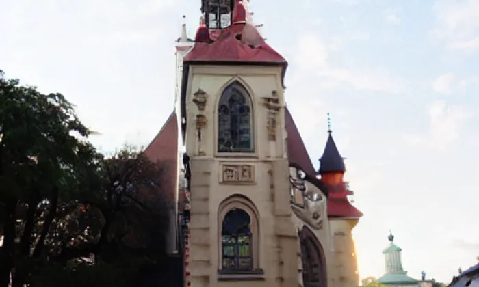 Kostel svatého Václava (Lovosice) – léto