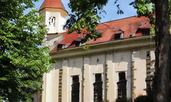 Kostel svatého Václava (Stochov) – podzim