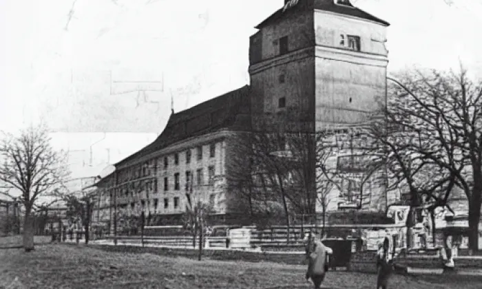 Kostel svatého Vavřince (Chlumec) – léto