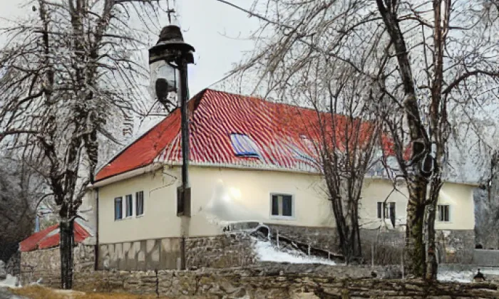 Kostel svatého Vavřince (Jinonice) – winter