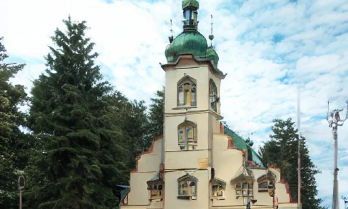 kostel svatého Zikmunda (Rapšach) – podzim