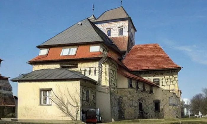 kostel Všech svatých (Dobromilice) – autumn