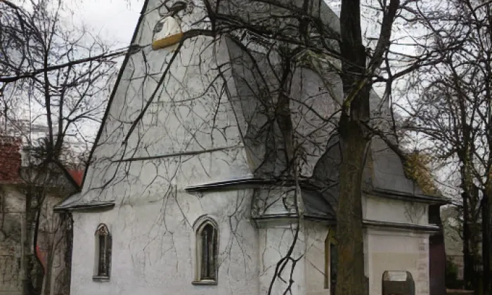 Kostel Všech svatých (Vyšehorky) – winter