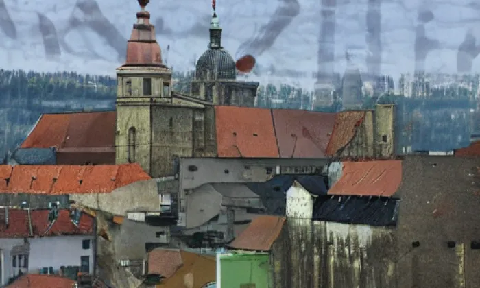 Kostel Všech svatých se zříceninou kostela svaté Markéty – spring