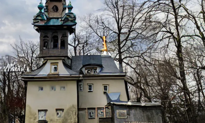 kostel Zvěstování Panny Marie (Heřmanův Městec) – jaro