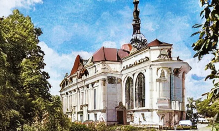 Kostel Zvěstování Panny Marie (Miletín) – summer