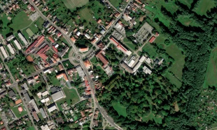 Lázeňský dům v Bohdanči – letecký pohled