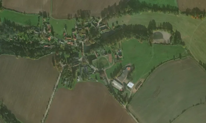 Lhotice – letecký pohled