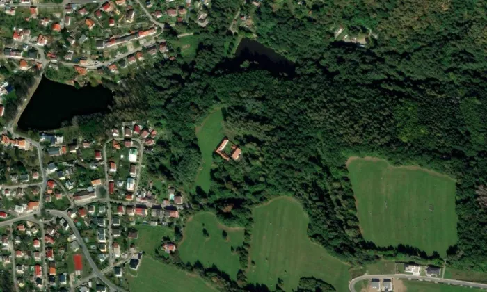 Lustenek – letecký pohled