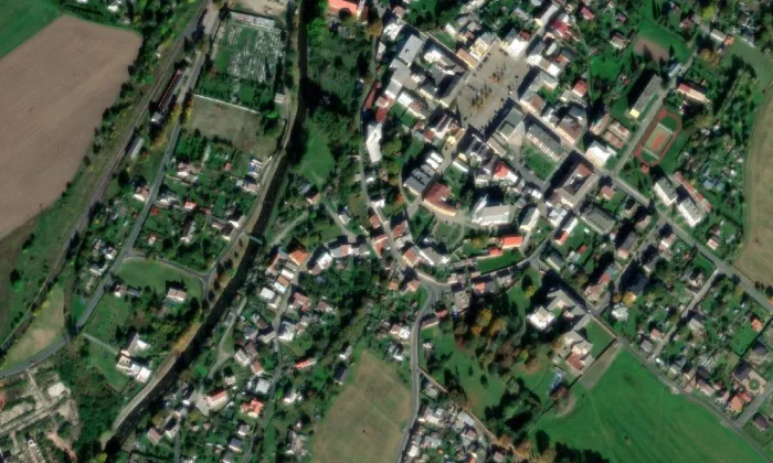 Městský dům (Vidnava, 1000146405) – letecký pohled