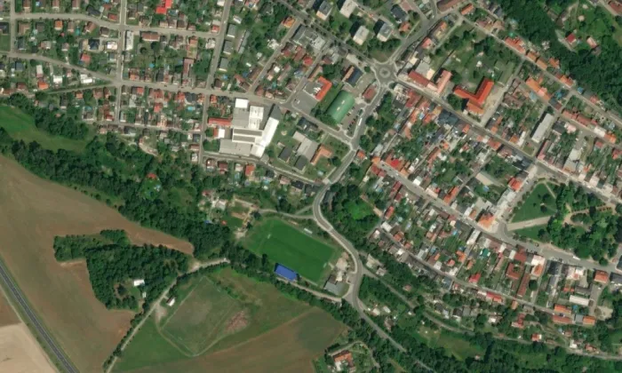 Městské opevnění a Česká brána – letecký pohled