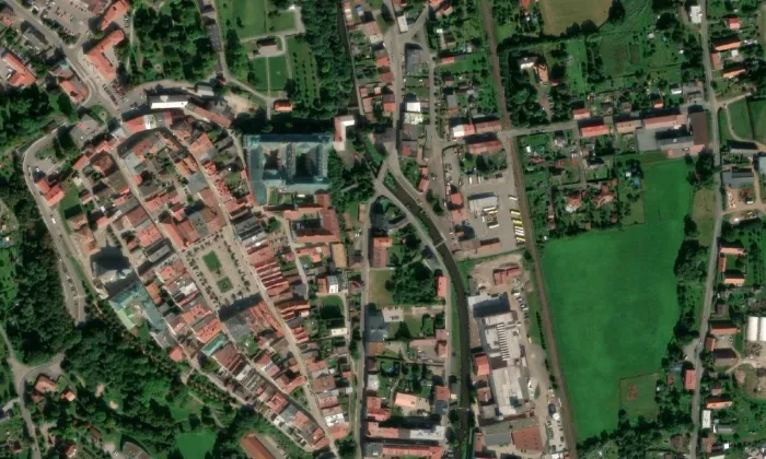 Městské opevnění v Broumově – letecký pohled