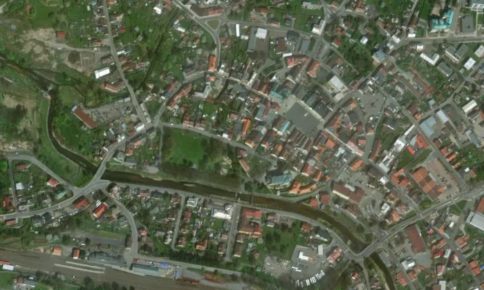městské opevnění ve Frýdlantu – letecký pohled
