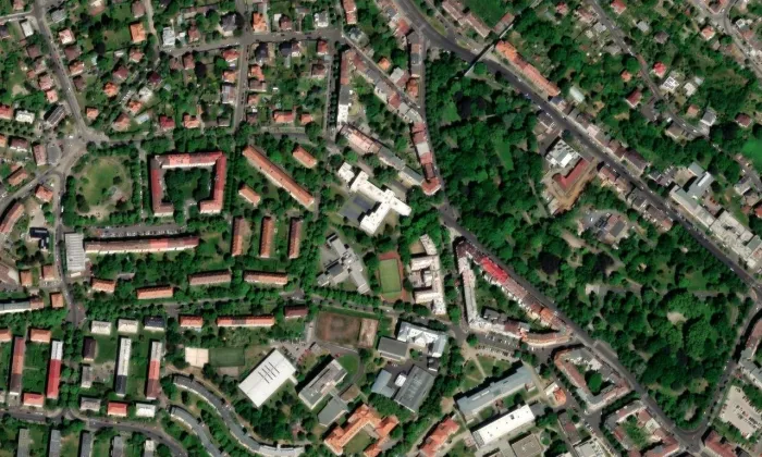 Menšinová škola občanská a obecní Ústí nad Labem – letecký pohled