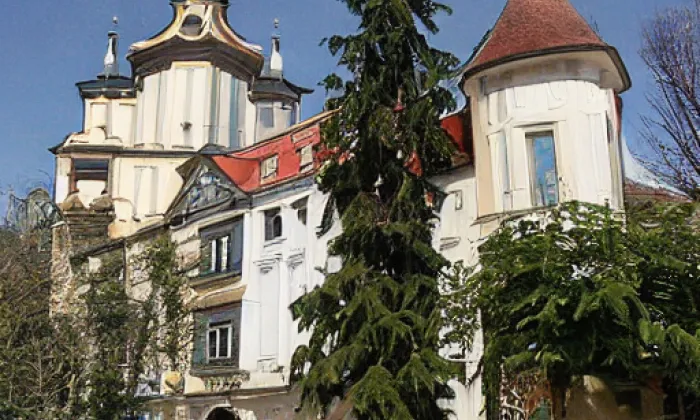 Minoritský klášter v Jindřichově Hradci – autumn