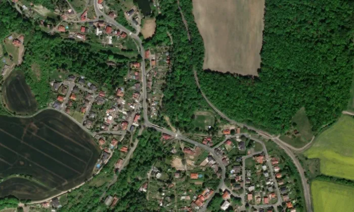 most Táborské ulice přes Vrchlici – letecký pohled
