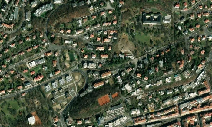 Na Hřebenkách 12 – letecký pohled