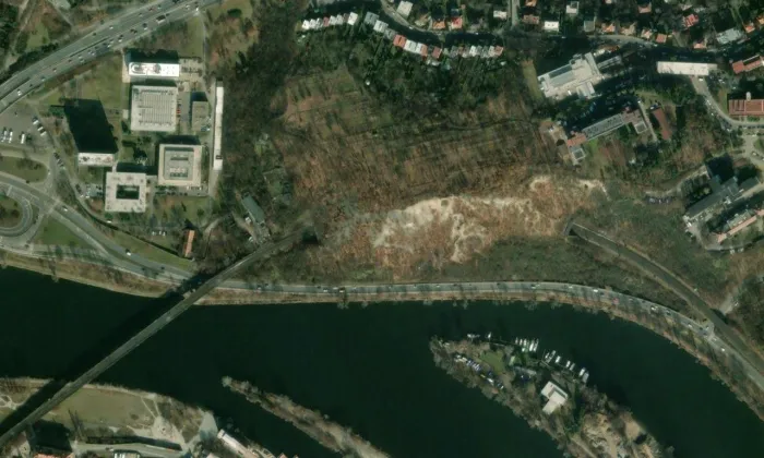 Na skále – letecký pohled