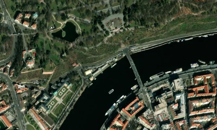 Občanská plovárna – letecký pohled