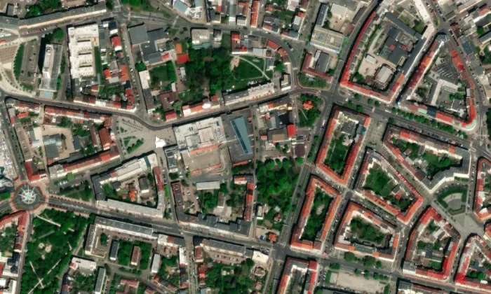 Obchodní dům Prior (Hradec Králové) – letecký pohled