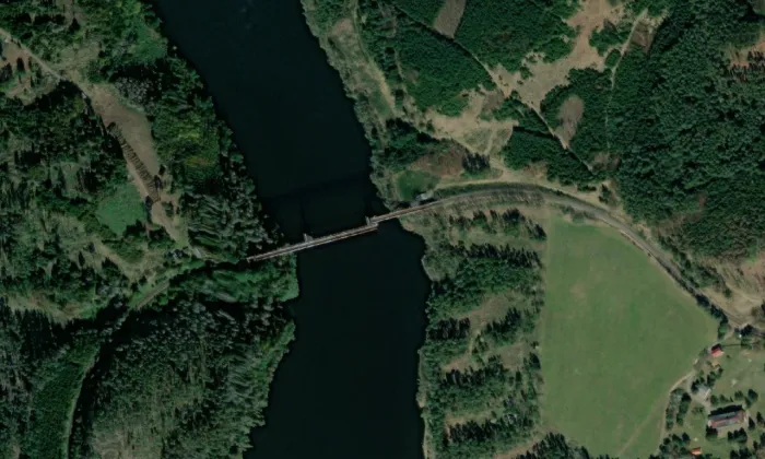původní červenský železniční most – letecký pohled