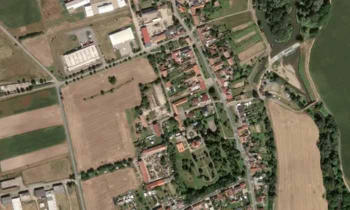 panský dvůr (Cvrčovice) – letecký pohled